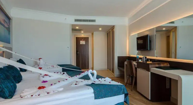 Номер Standard The Lumos Deluxe Resort Hotel & Spa