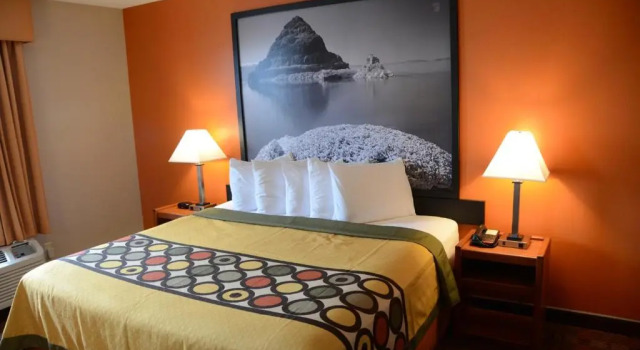 Люкс Super 8 by Wyndham Louisville/Expo Center