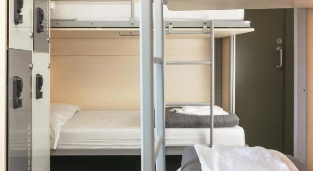 Четырёхместный номер Urbany Hostel Barcelona