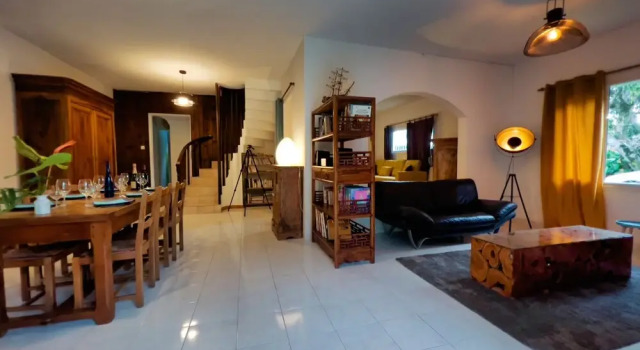 Коттедж Bubble Village House - Villa de charme du Sud sauvage