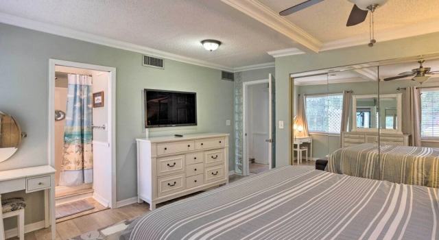 Charming Vacation Home < 3 Mi to Stuart Beach, Rezervovat Hotel Stuart Hutchinson Island