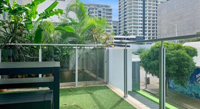 Апартаменты Deluxe Darwin City Chic Apartment at the KUBE