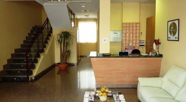 Hostal La Morada, Забронировать Хостел Недорогие отели Valladolid Province, недорого