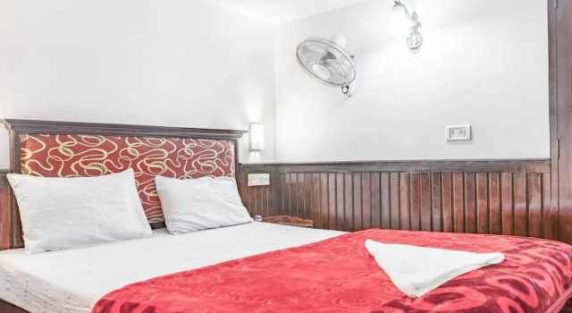 GuestHouser 3 BHK Houseboat 147b
