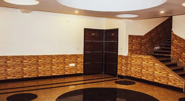Hotel Charan Kamal