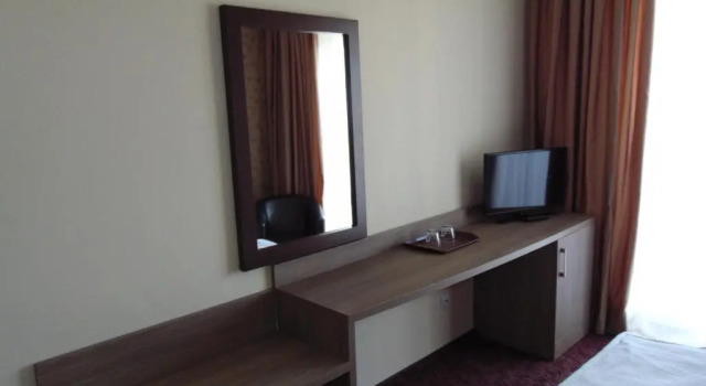 Hotel Holiday