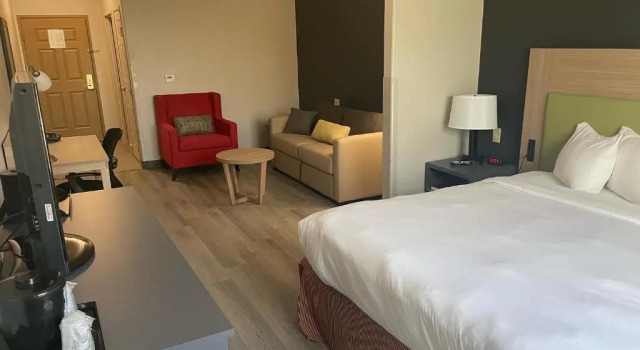 Двухместный люкс Country Inn & Suites by Radisson, College Station, TX