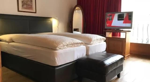 Трёхместный номер Standard Hotel Steakhouse Central