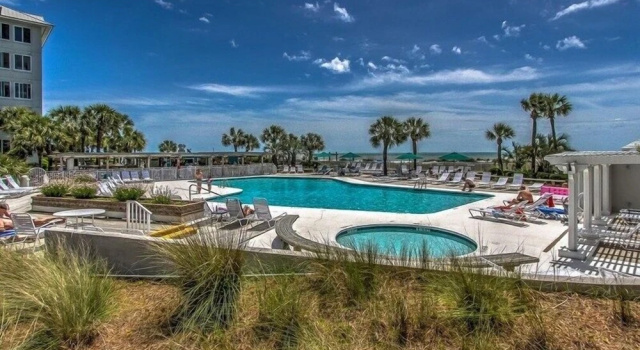 Номер Standard Shorenugh - Bright Villa with Rooftop Pool Next to Coligny Plaza