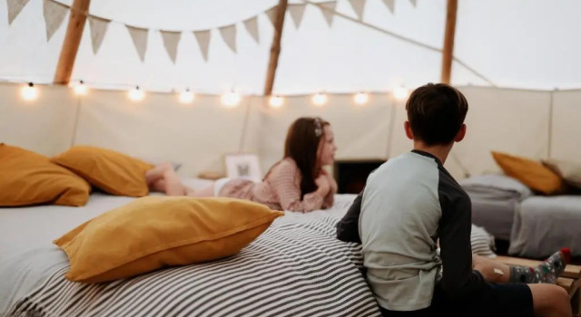 Тент White House on Wye Glamping