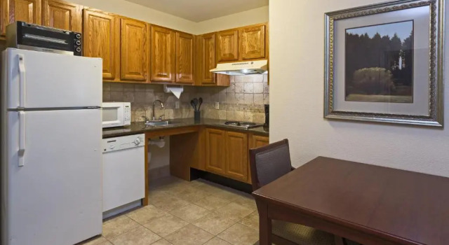Двухместный номер Standard Staybridge Suites Tallahassee by IHG