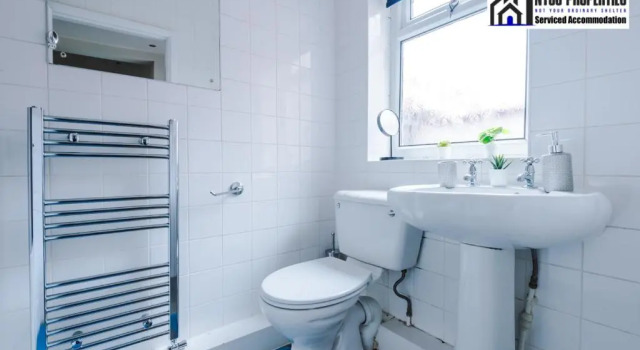 Коттедж MONTHLY OFFER - Families or Contractor - 8 Guests by Nyos Properties Manchester