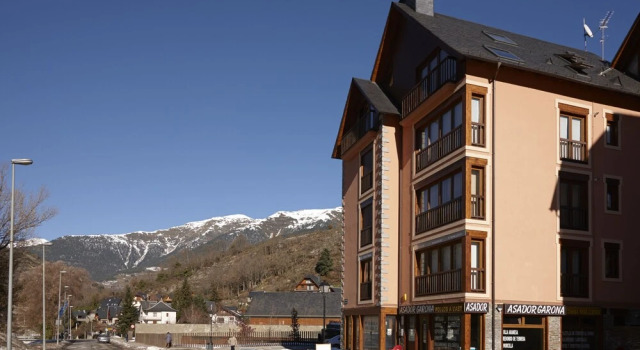 Duplex Humerau by FeelFree Rentals, Book Hotel Vielha e Mijaran 