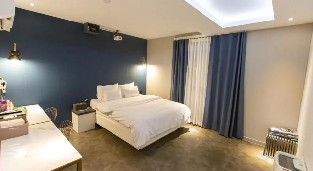 Номер Deluxe KNox Hotel