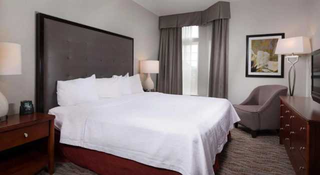 Двухместный номер Standard с видом на бассейн Homewood Suites by Hilton Vancouver-Portland
