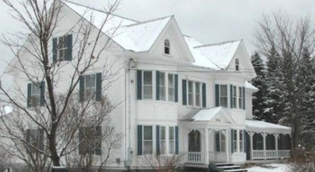 The Perennial Inn, Buchen Sie Hotel  