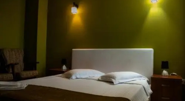 Pensiunea Clasic, Rezervovat Hotel Hotely v Hunedoara s parkováním, Parkování