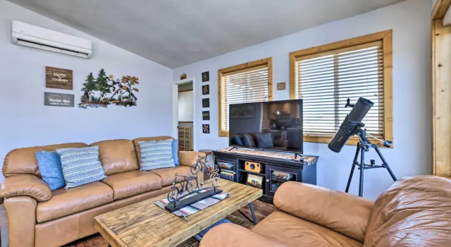 Коттедж с 3 комнатами Stunning Utah Home 30 Mi to Zion Natl Park