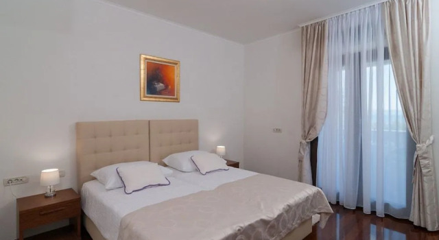 Luxury Rooms near Beach