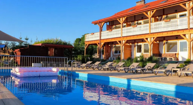 Złociste Zacisze, Reserva ahora Hotel Bobolin Pomerania Occidental
