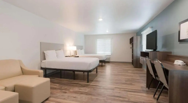 Четырёхместный номер Standard WoodSpring Suites Philadelphia Northeast