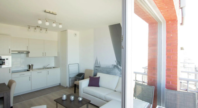 Modern beachside apartment in Bray-Dunes close to De Panne
