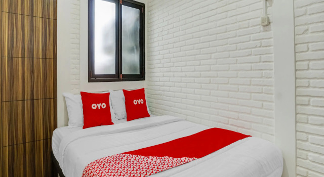 Camera Standard Super OYO 90828 Ara Guest House