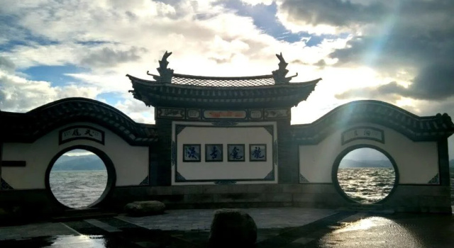 Longkan Garden Inn, Boek Hotel Hotels in Yunnan met parkeren, Parkeren