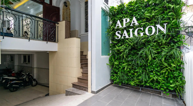 Полулюкс Apa Saigon Hotel
