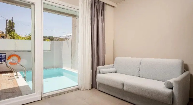 Люкс Deluxe Sarpidon Suites