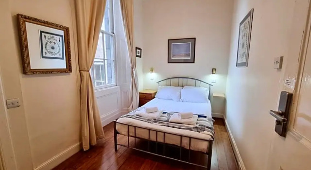 Номер Classic The Guards Hotel