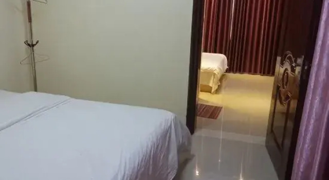 Люкс Deluxe Liucheng Hongyuan Business Hotel