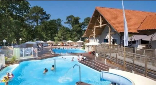 Dejean 178, Prenota Campeggio Hotel a Medoc con piscina, Piscina