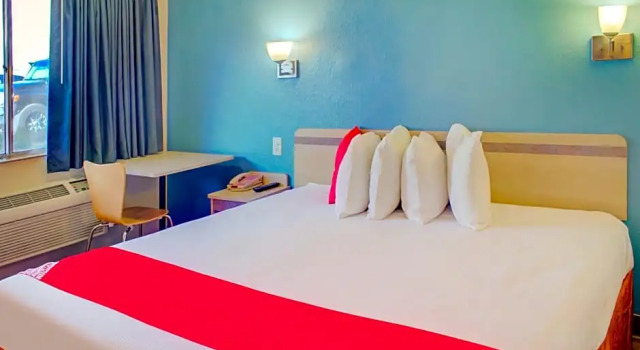 Номер Premium Travelodge by Wyndham Miles City