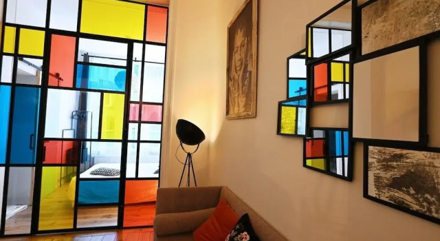 Stylish 3 Bd 3 Bath Duplex In Brussels