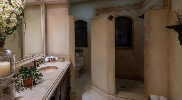 Stunning 6BD Pedregal Villa Maria, Забронировать Вилла Отели Южной Нижней Калифорнии с парковкой, Парковка