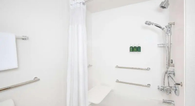 Люкс Hampton Inn Atlanta Kennesaw