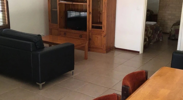 Люкс Premier с 2 комнатами Travellers Rest Motel