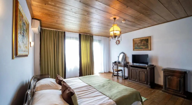 Двухместный номер Deluxe с балконом и с красивым видом из окна Hotel Complex Zlatnata Ribka