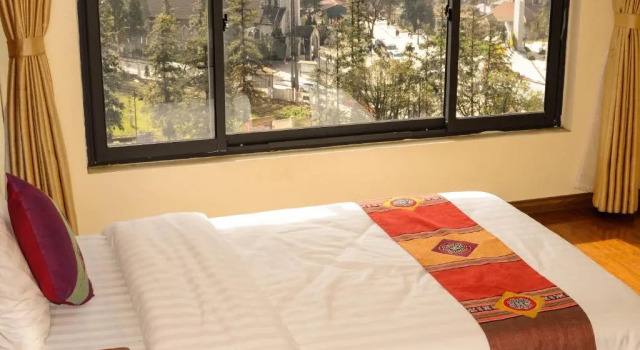 Трёхместный номер Standard с видом на горы Sapa Sunrise Hotel