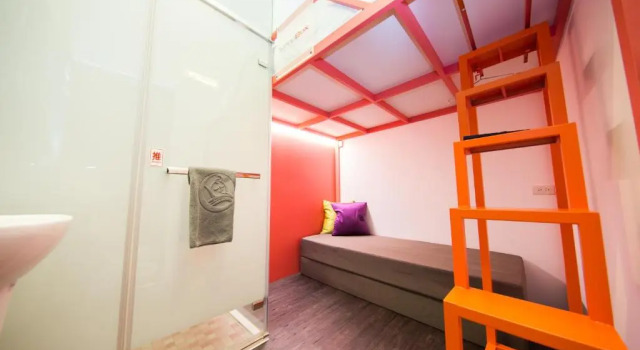 Ekonomiczny pokój SleepBox Hotel - Ximen