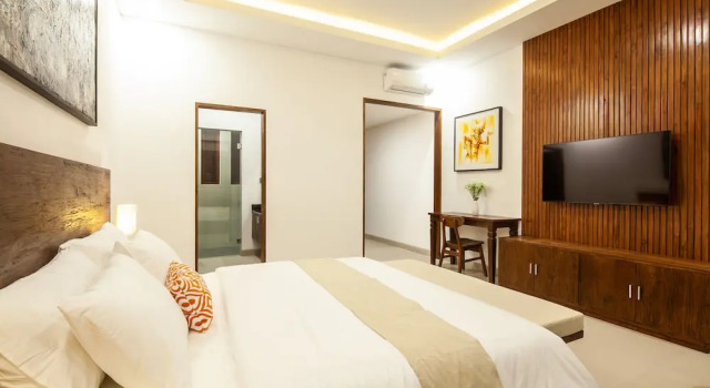 Студия с видом на бассейн Griya Shanti Suites