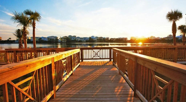 Carillon Beach Resort Inn, Rezerwuj Ośrodek wypoczynkowy Hotele w Panhandle Florida z basenem, Basen