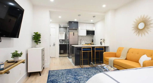 1597-5 New Studio Prime UES W D in Unit
