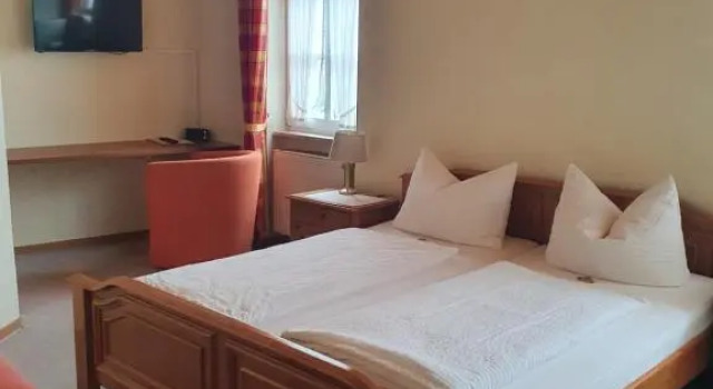 Номер Deluxe Hotel zum Weinberg