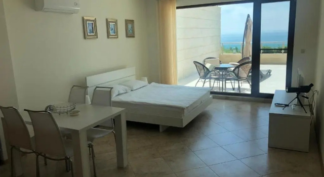Calithea Complex