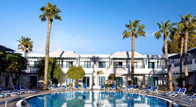 Отель THB Tropical Island