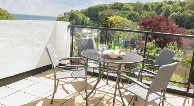 Valley View, 9 St Elmo Court, Varaa Lomakoti Salcombe Devon
