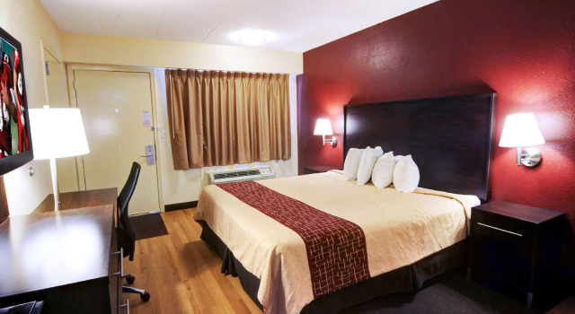 Двухместный номер Superior American Inn & Suites Bishop Airport Flint