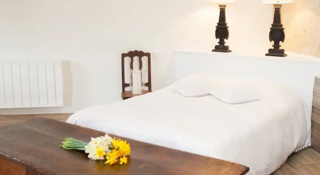 Коттедж Château Latour Segur Suites & Spa